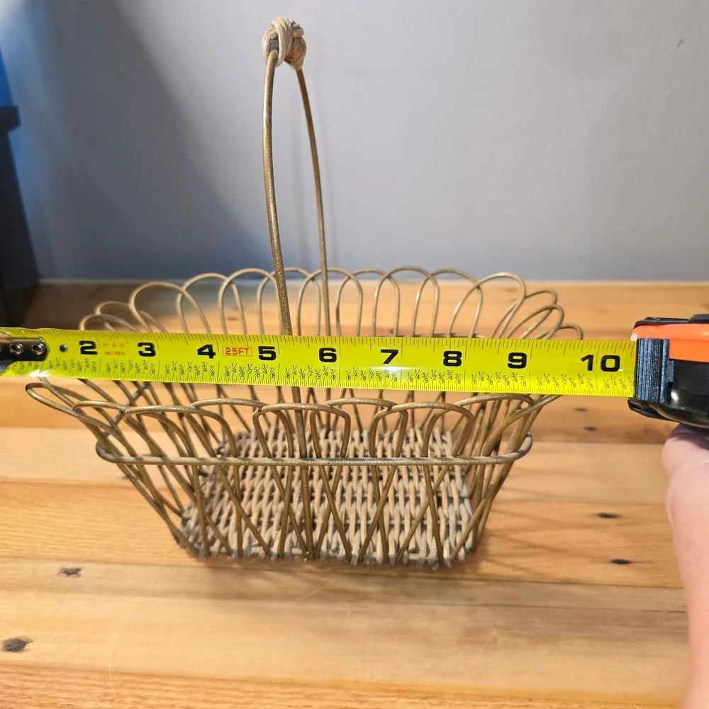 Vintage Gold Wire Scalloped Basket Woven Wicker Base Farmhouse Decor 10in
